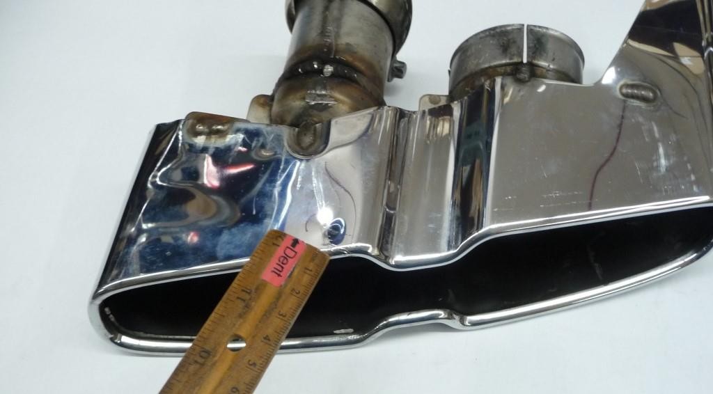 Bentley Bentayga 2016-2020 Left Exhaust tailpipe Chrome P/N 36A253681A