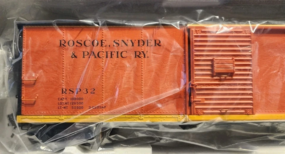 Atlas O Scale Steel Re Built USRA Box Car Roscoe, Snyder & Pacific #32 - Image 2 of 4