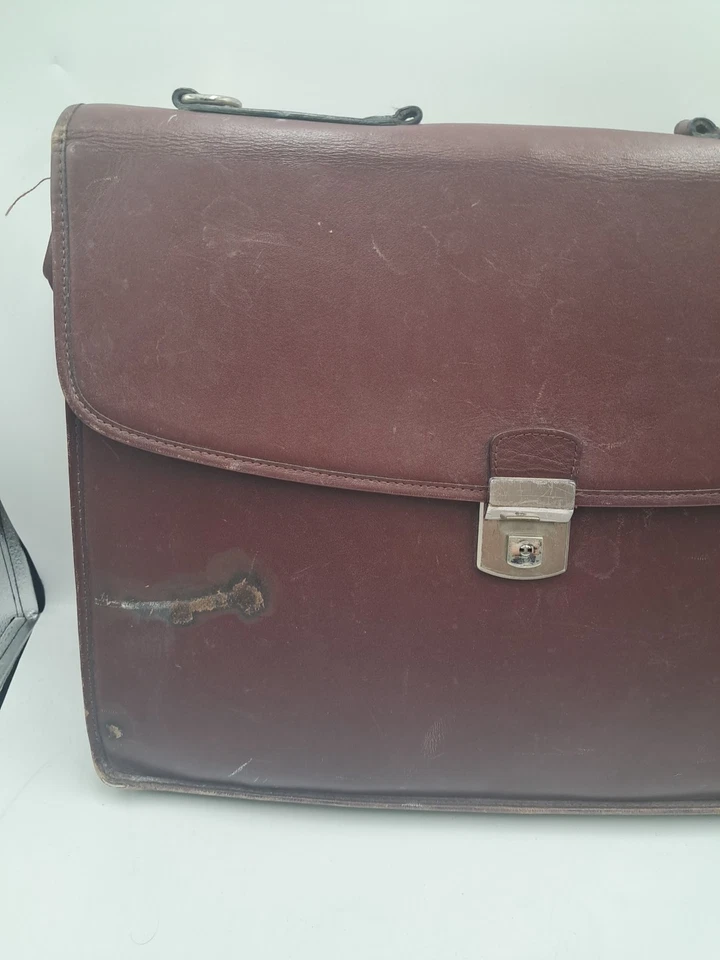 Maletín Xezo Edición Limitada 500 - Maletín de Cuero Granate - RARO $600+ VENTA AL POR MENOR Foto 2 de 4