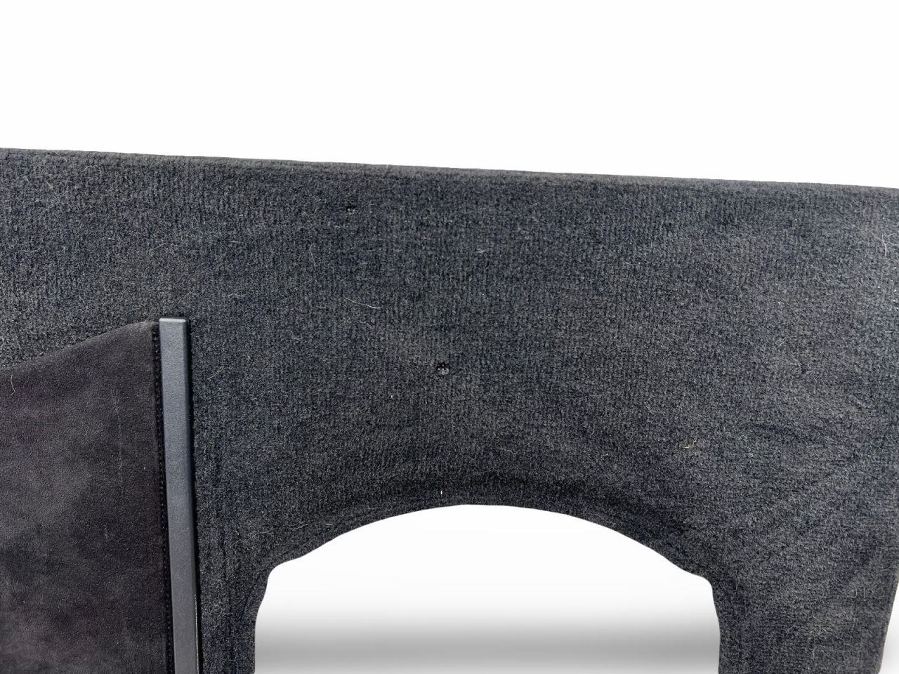 BMW i8 2014-2020 Front Compartment Black