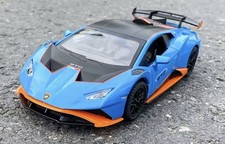 Lamborghini Huracan STO Diecast Modell Sound Licht Geschenk Sammler Spielzeugauto 1:24