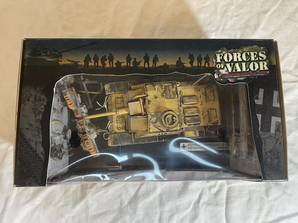 Forces of Valor German Sturmgeschutz Ill Ausf G 1:32 Scale 81006 - Image 2 of 4