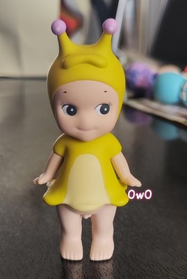 Sonny Angel Bug's World Series Snail Figure Yellow Pink Garden