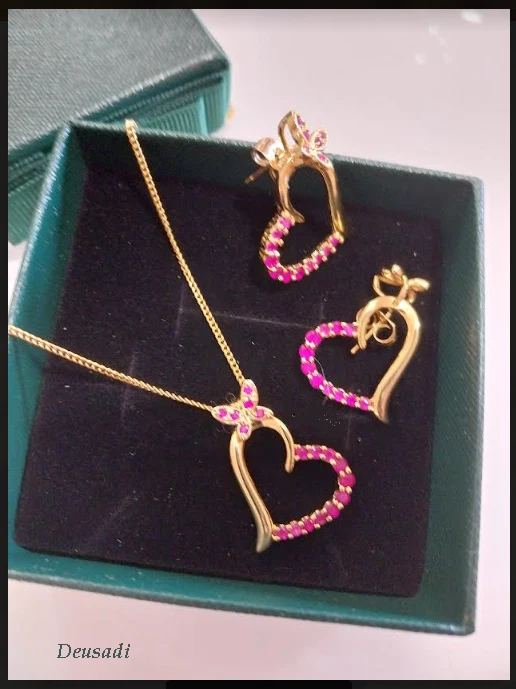 Insieme di Catenella E Pendente IN Forma Da Cuore Oro Giallo Con Pietre Rubino - Immagine 2 di 2