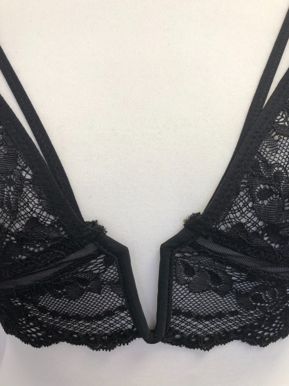 Primark Bralette S Black Floral Non Wired Non Padded BNWT image 3