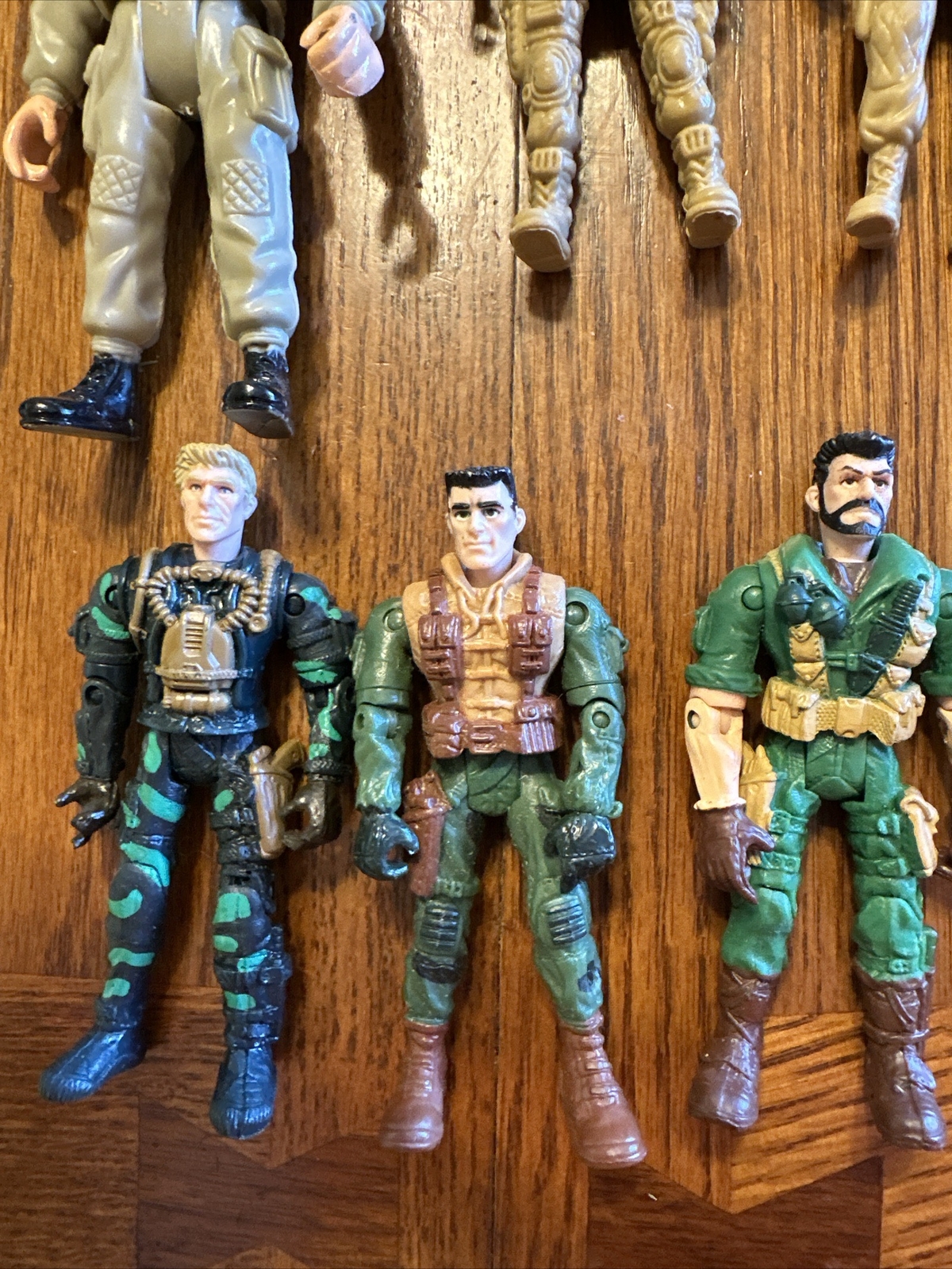 (8) Army Men, Soldier, GI Joe Action Figure Lot