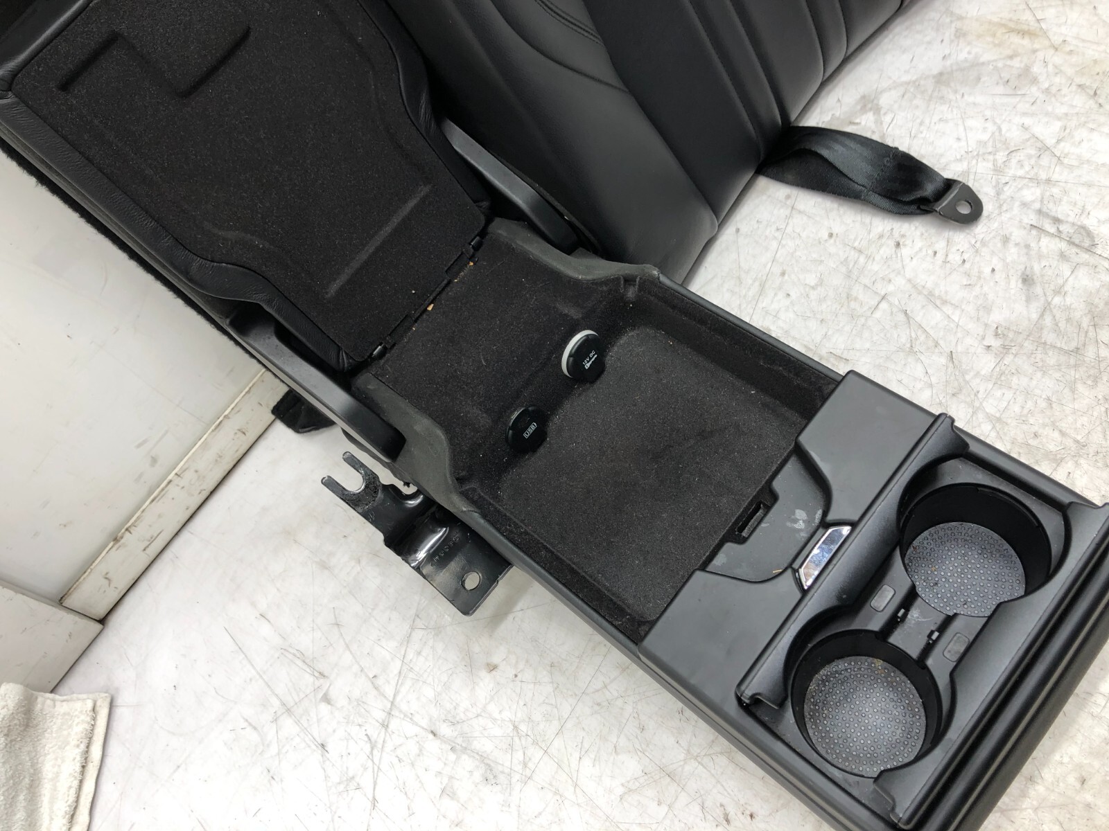 2014-2019 MASERATI GHIBLI S LEFT DRIVER REAR SEAT BACKREST CUSHION OEM #NOTE.