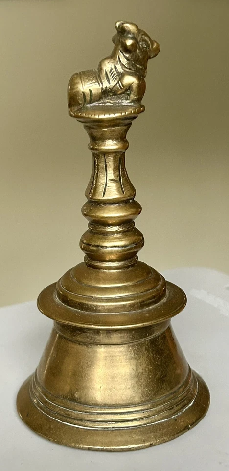 "Campana de mano Nandi de latón antigua antigua rara coleccionable de 5"" de alto" Foto 3 de 4