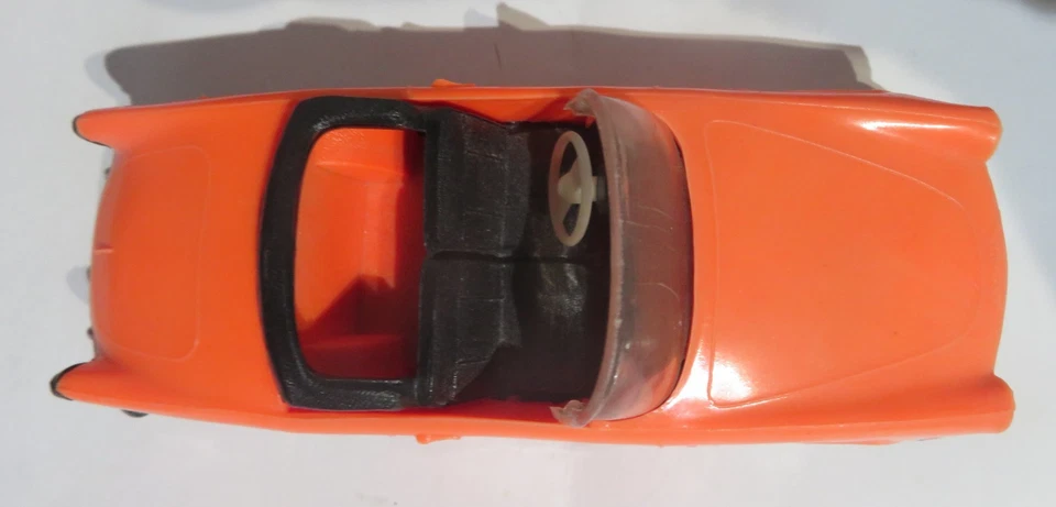 NOREV VINTAGE 1 SIMCA OCEANE N°19 + 1 FORD TAUNUS 17M N° 43 ORANGE ECHELLE 1/43 - Photo 3/4