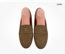 Chanel Interlocking CC Chain Logo Khaki Loafers 42