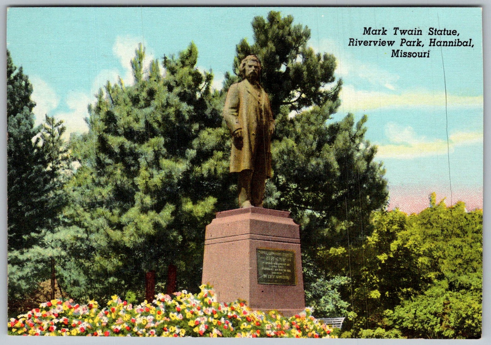 Vtg Linen Postcard Mark Twain Statue Hannibal, MO 1940s