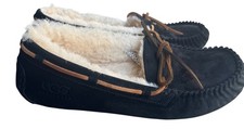 UGG Australia Dakota Women's Size 8 Sheepskin Moccasin Slippers Suede Black