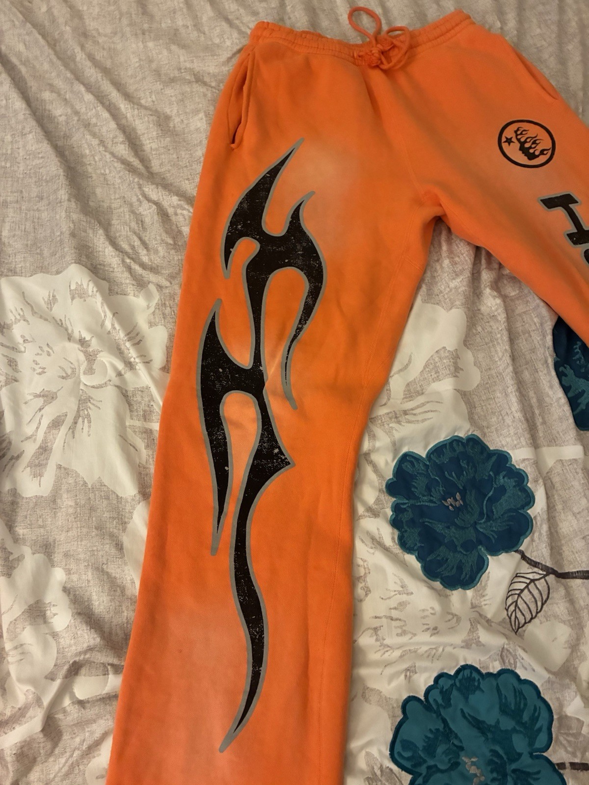 Hellstar Fire Flare Pants Size Large - image 2