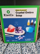 KiwiCo Crystal Ombre Soap Making Kit Melt  Pour Includes Molds  Mica Powder