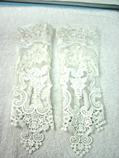Vintag Bridal Gloves-White Lace/Pearls/Appliques- Long Fingerless