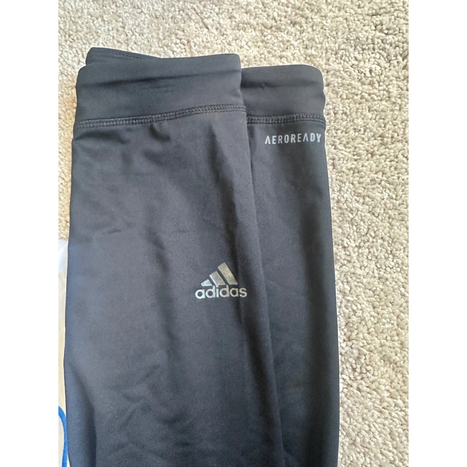 Adidas Girls Activewear Set T-Shirt Shorts Leggings Size M (10/12) 4-Piece - Image 3 of 4
