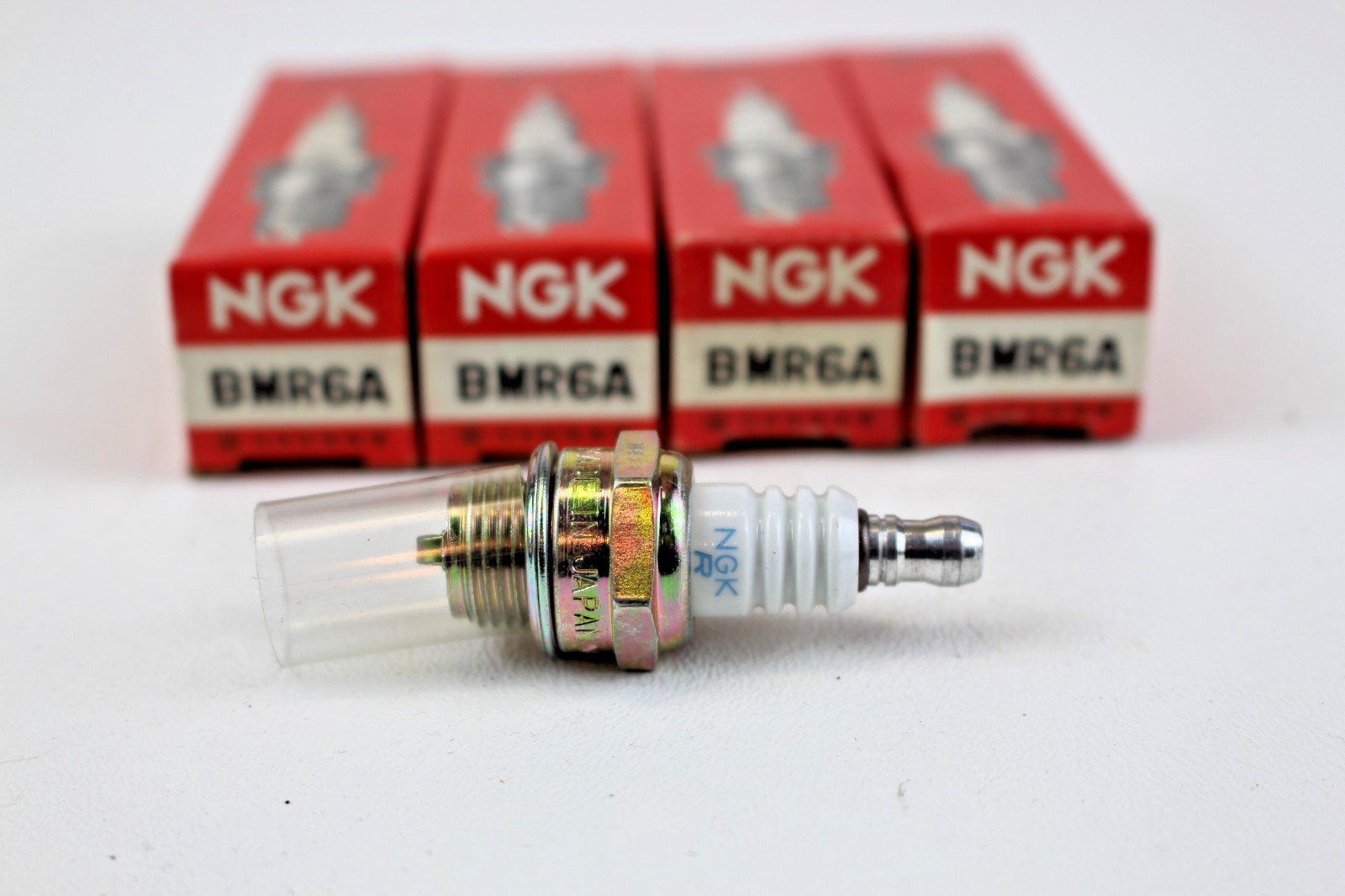 4pk NGK HONDA BMR6A Stock# 98073-56744  Spark Plugs NOS Made in Japan