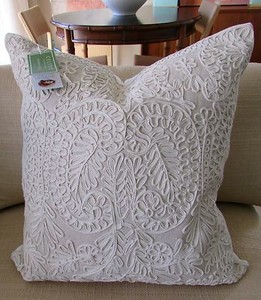 celerie decorative pillows