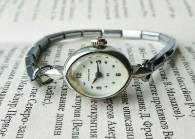 Vintage 15mm Hamilton Tri Colored Ladies Mechanical Wristwatch 761 10k GF Vintage 15mm Hamilton Tri Colored Ladies Mechanical  main image 3