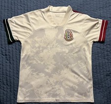 Mexico National Team Soccer Soccer Jersey Men’s Medium White & Gray Short Sleeve