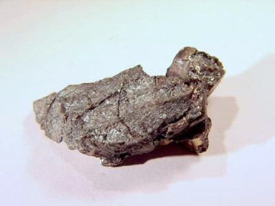 NATIVE BISMUTH - Wolfram Camp, AUSTRALIA - Dana Locality