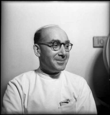 Prof Dr med Hans Goldmann Switzerland 1946 Old Historic Photo 2