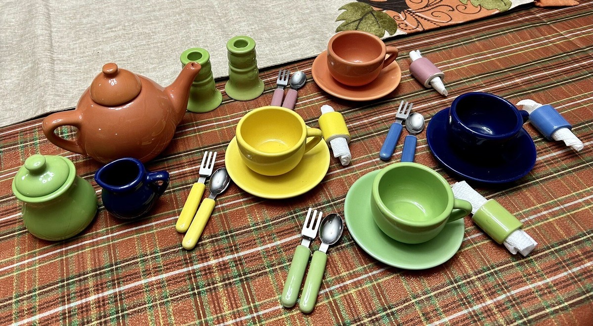 VTG Pastel Child's Tea Set Cups Creamer Sugar Teapot Napkin Rings Candle  Holders