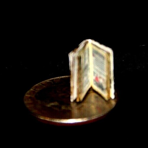 Miniature dollhouse size pumpkin book handmade 3 Sizes see pictures - Picture 3 of 9