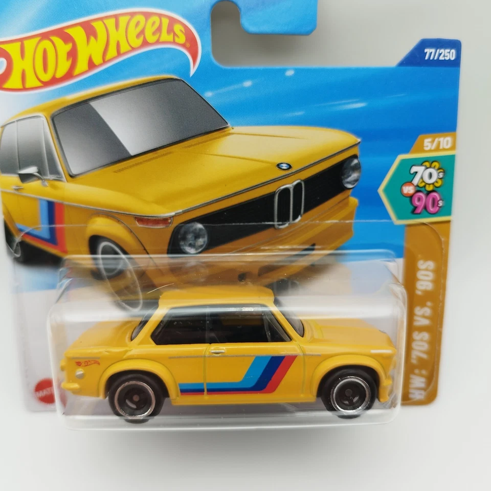 Hot Wheels BMW 2002 - Jaune - 1:64 - 2025 '70s vs '90s - Neuf - Photo 2/4