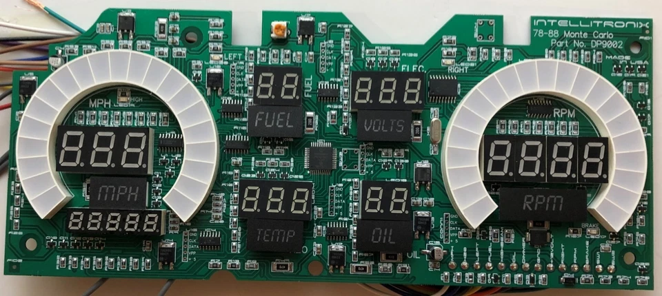 Panel de instrumentos digital Monte Carlo 1978-1988 medidores LED rojos hechos en EE. UU. Foto 3 de 4
