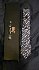 Vineyard Vines Boys Silk Tie Graduation Cap And Diploma EUC