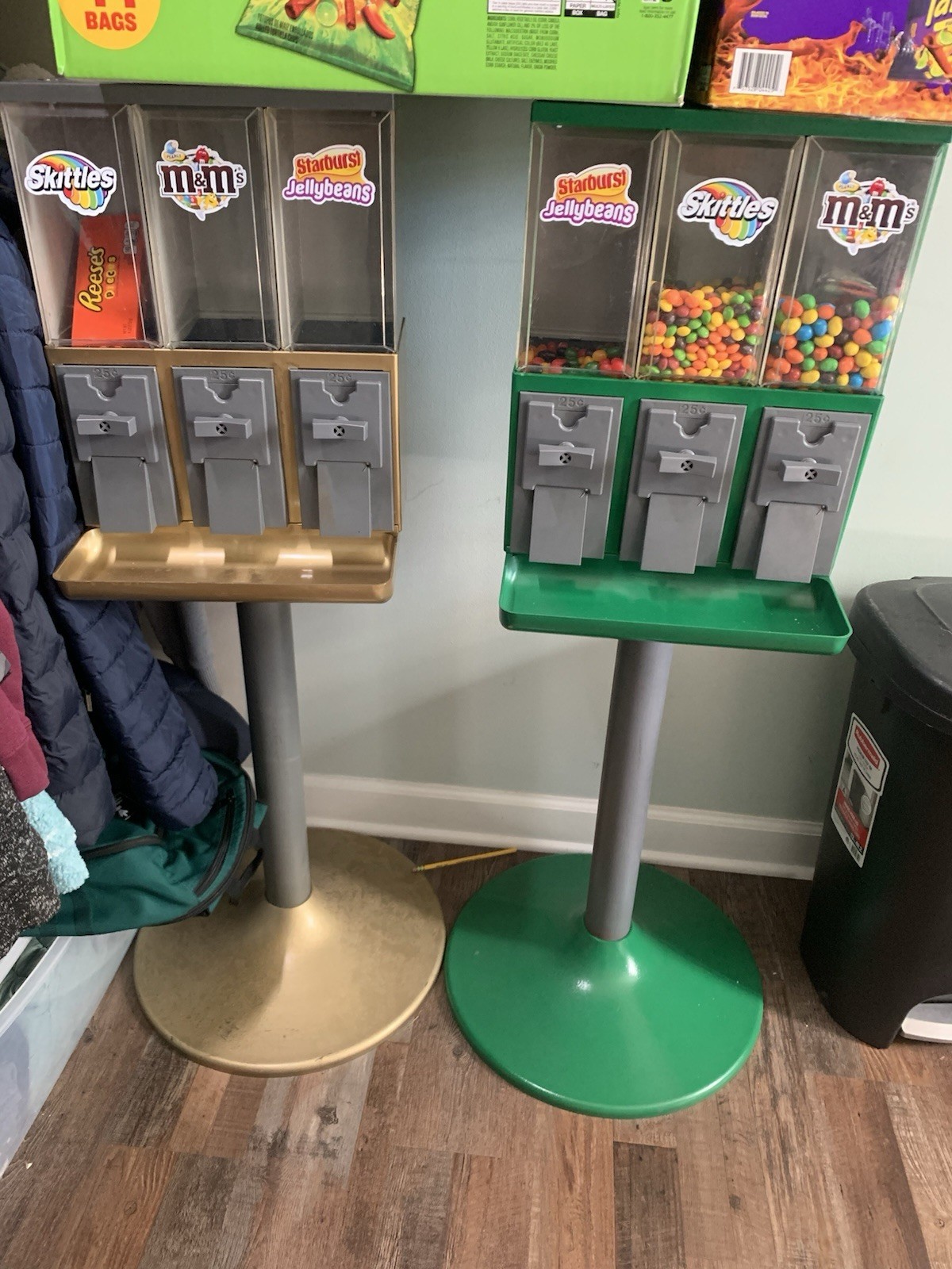 Vendstar 3000 Bulk Candy Vending Machine