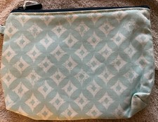Thirty one mini zipper pouch New In Bag