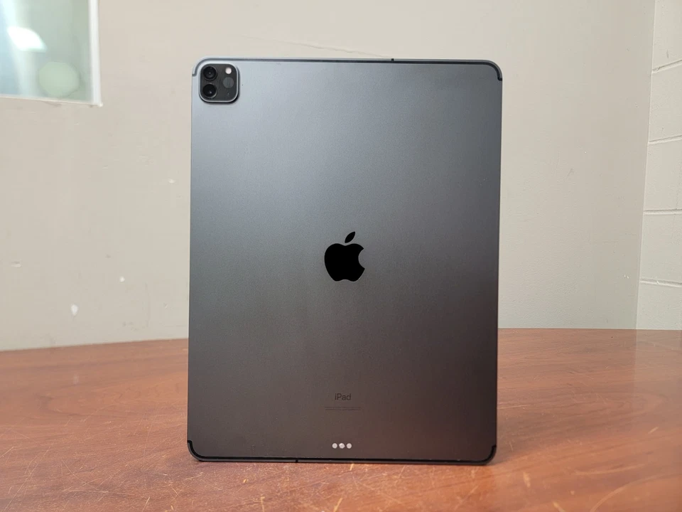 Apple iPad Pro MY3J2LL/A 12.9" 128GB WiFi + Cellular, Space Gray - Image 2 of 4