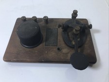 Radio Telegraph Learner&rsquo;s Set &ndash; Buzzer & Key on Board &ndash; Signal Electric Mfg. Co.