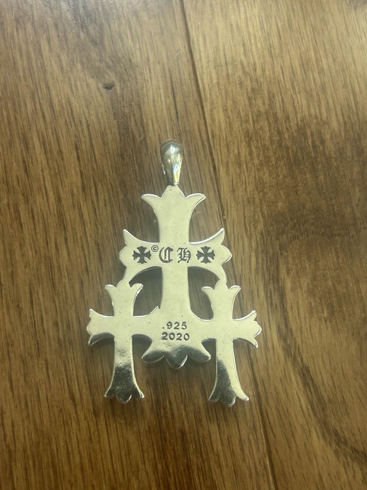 Colgante Cruz Triple Grasa Corazones Cromados Plata 925 2020 Foto 2 de 3