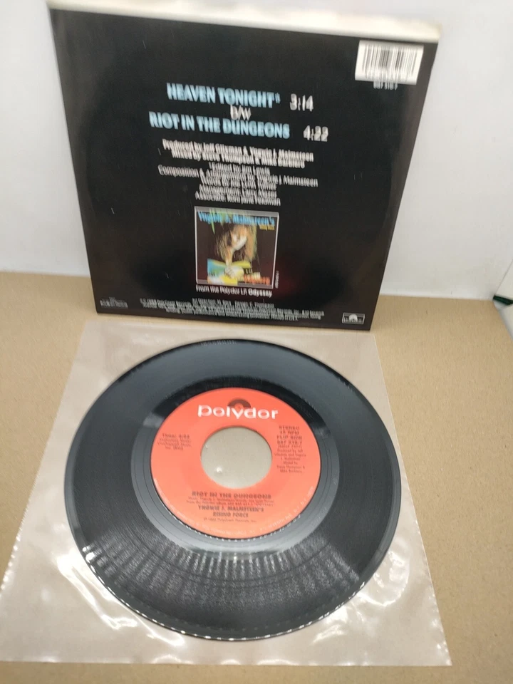 Yngwie J. Malmsteen's Rising Force – Heaven Tonight Foto 3 de 4