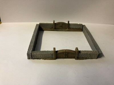 10MM - STEINMAUERGEHÄUSE - SCHLACHTFELDGEBÄUDE - BEMALT -MM1010 + MM1012P