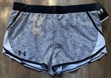 UNDER ARMOUR new FLY BY White  Black Running Shorts Girl's Size YXL X-LARGE NWT