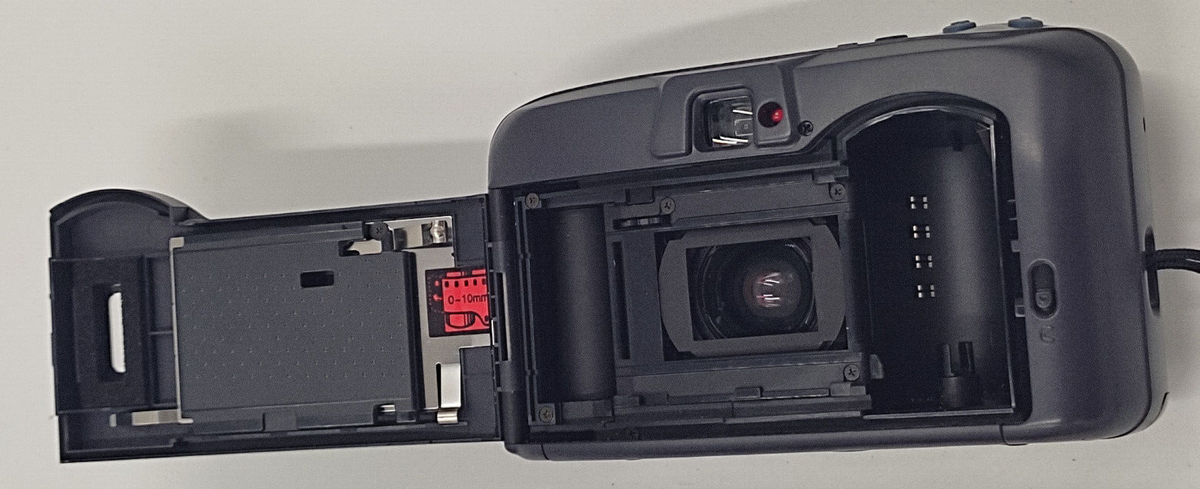 Appareil Photo Argentique Nikon Zoom 210 AF - Compact Argenté - Occasion Fonctionnel