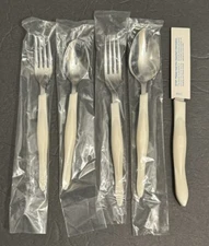 NEW 5ps Set CUTCO CUE3 Stainless Steel Pearl White Handle  Fork/spoon/1759 Knife
