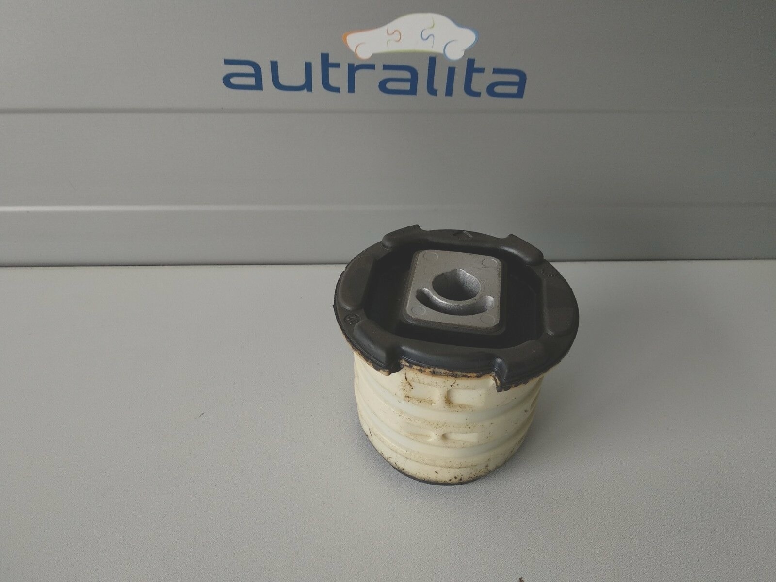 BMW 33316792510 Genuine OEM Susp CROSSMEMBER Rear Bushing for sale 
