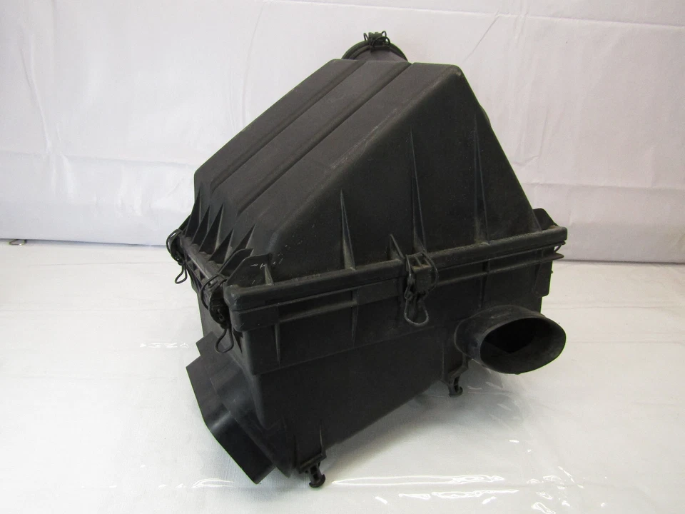 1997-2001 Mercedes ML430 Air Intake Filter Cleaner Housing OEM - Image 3 of 4