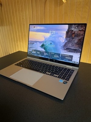 Samsung Galaxy Book2 Pro 360 15.6'' i7-1260P 16GB 512GB Win11 Pro Touch 2in1-MINT