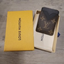 Louis Vuitton Magnetic Card Holder in Monogram Macassar