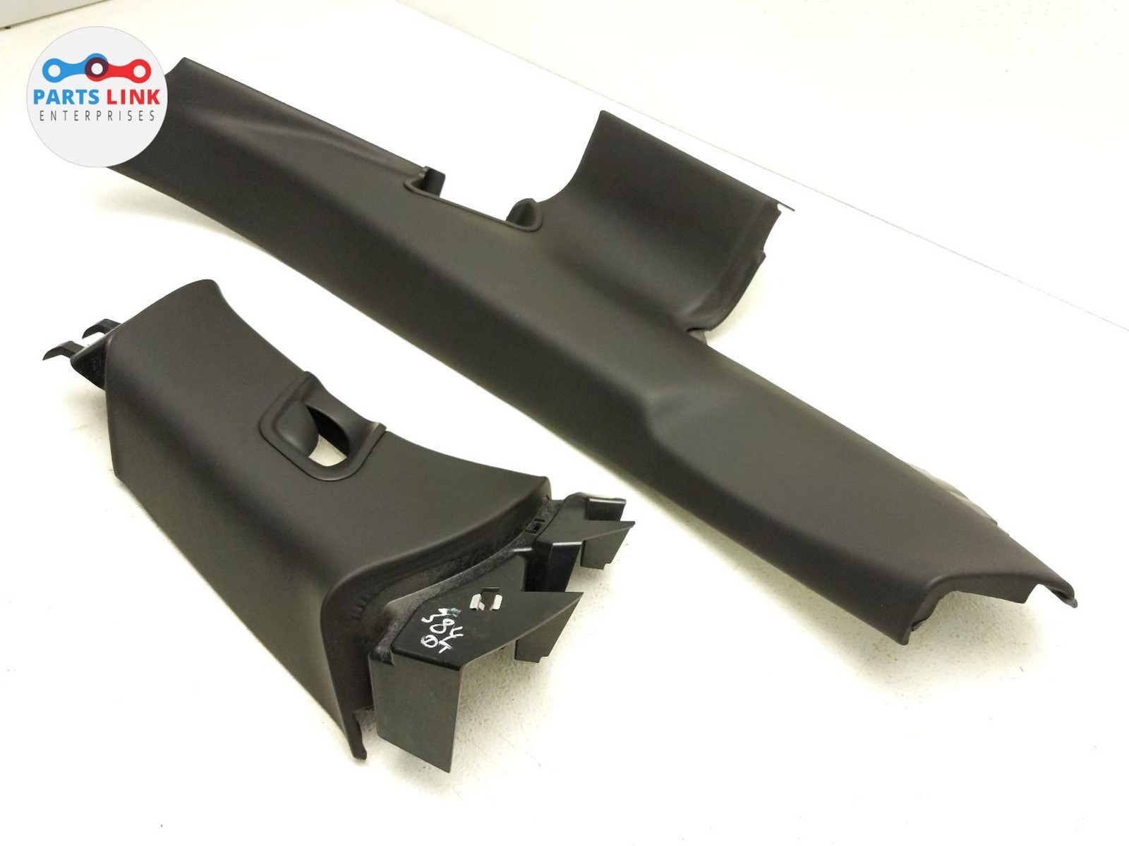 2016-20 BENTLEY BENTAYGA REAR LEFT C PILLAR TRIM COVER PANEL CAP EBONY SET 636