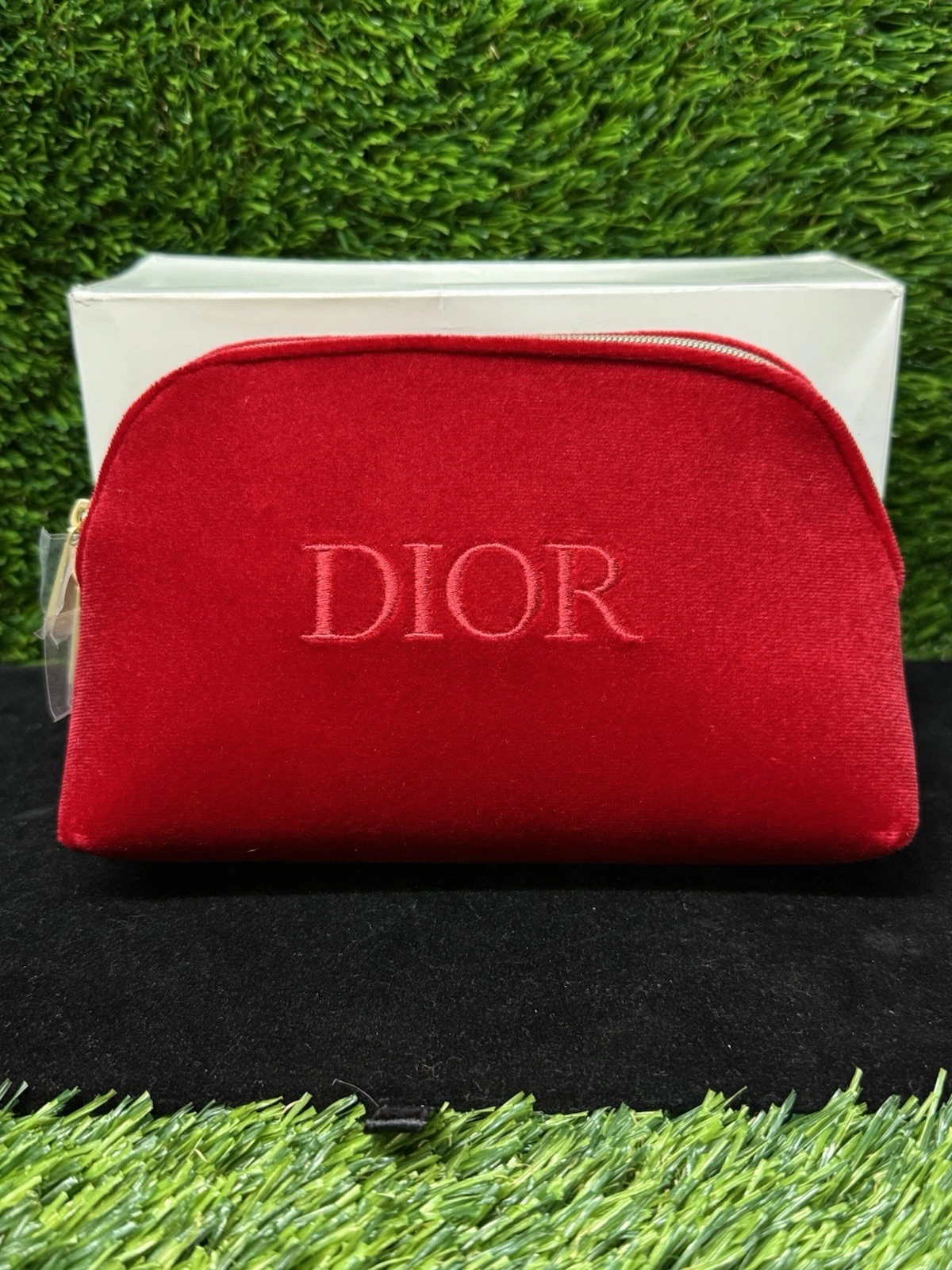 Sac à main pochette maquillage velours rouge DIOR
