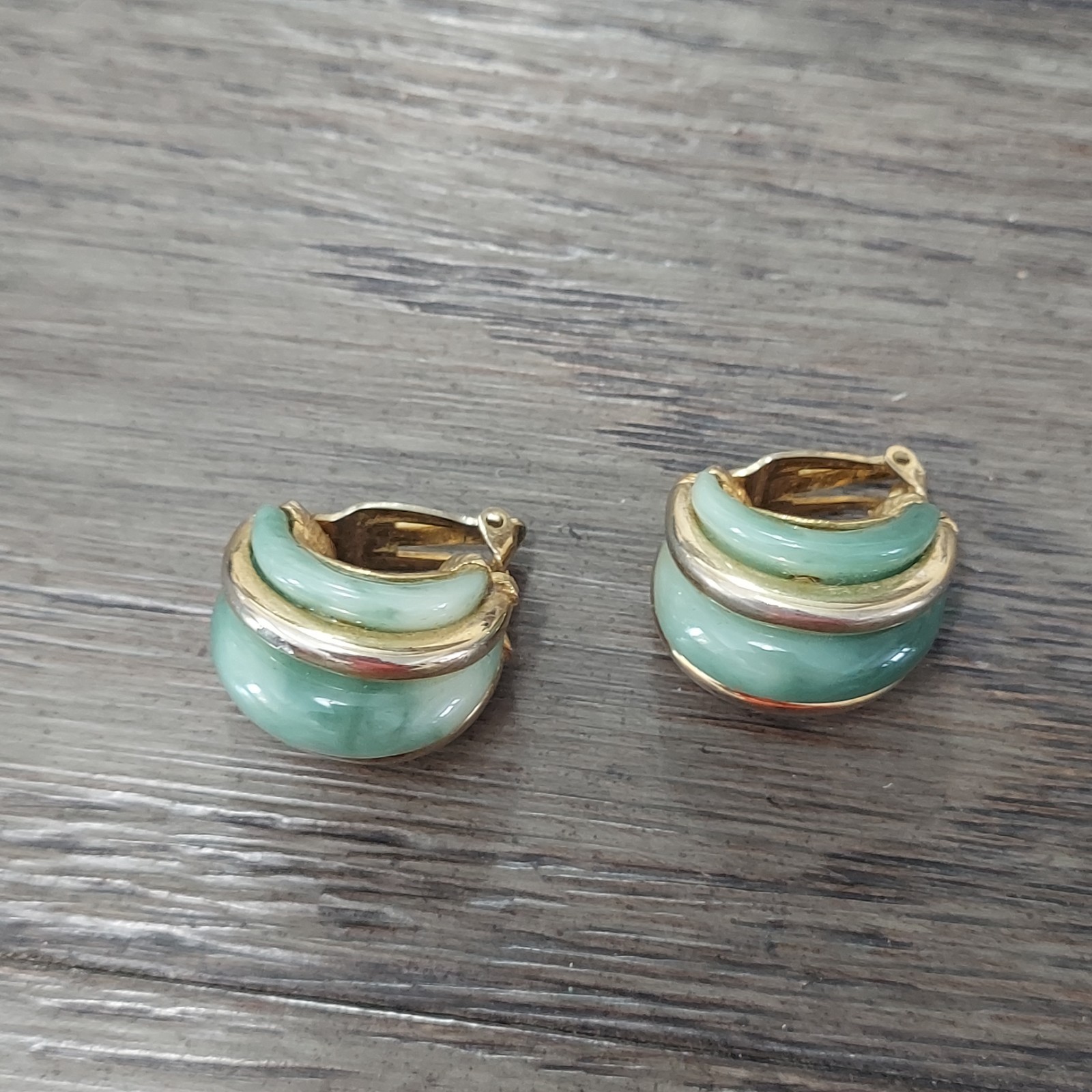 Vtg Kenneth Jay Lane KJL Jade Enamel Gold Clip On… - image 2