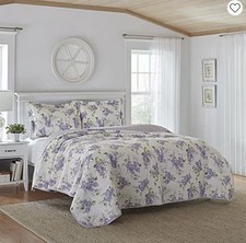 Laura Ashley Home - Keighley Coll. Queen Quilt Set - 100 Cotton, Reversible