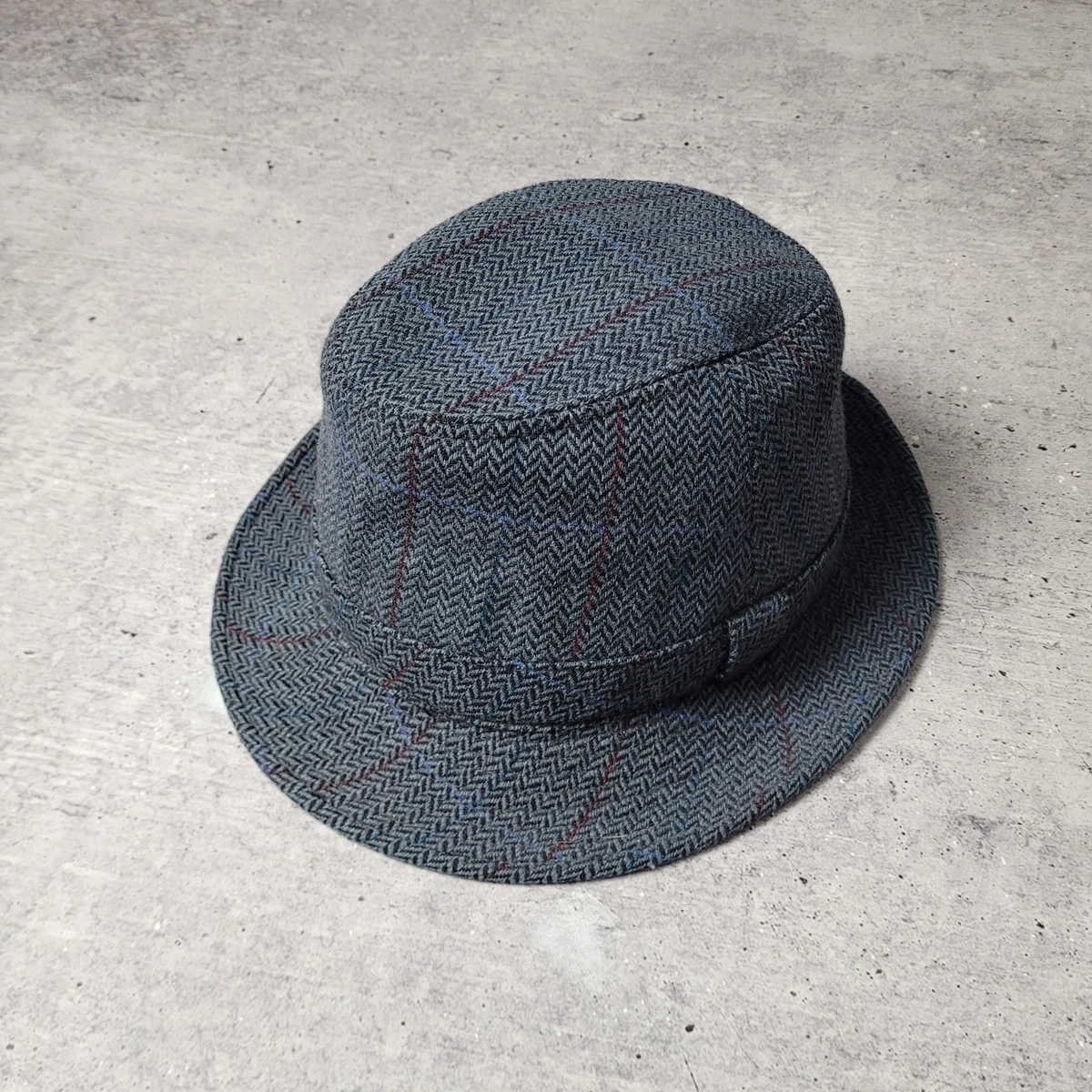 Saint Laurent Navy Wool Borsalino Hat Size 58 cm Uni Wool Cap by Borsalino --> Shop Hats, Beanies & Caps  main image 3